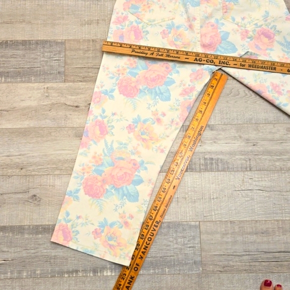 Size 12 Floral Rose Print Jeans - Picture 8 of 12